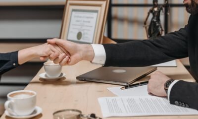 employment lawyer